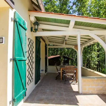 Des Chenes Verts * Saint-Cirq (Dordogne)